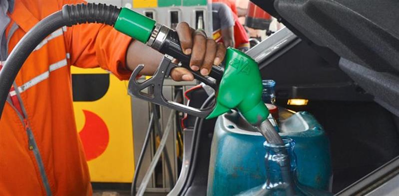Cada litro de gasolina na província do Zaire custa mais 18,7% que o preço oficial