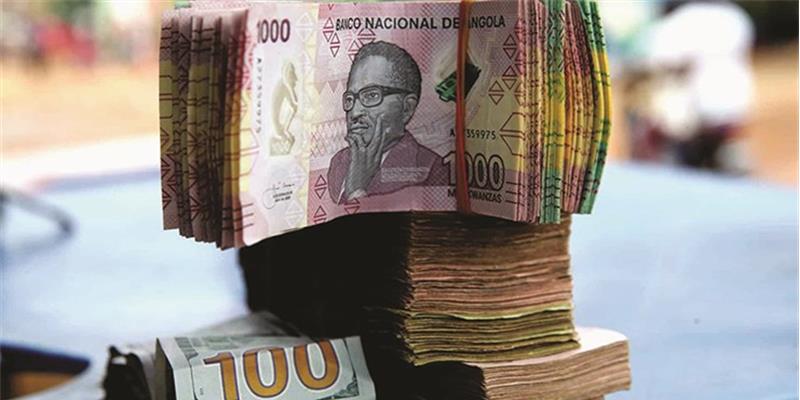 Desaperto da posição cambial dos bancos abre portas a desvalorização do kwanza