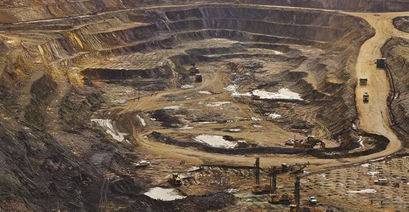 RD Congo manda chineses da CMOC suspender exploração em mina de cobalto