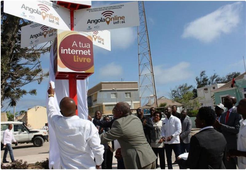 Angola online, mas usuários reclamam que os serviços estão sempre offline